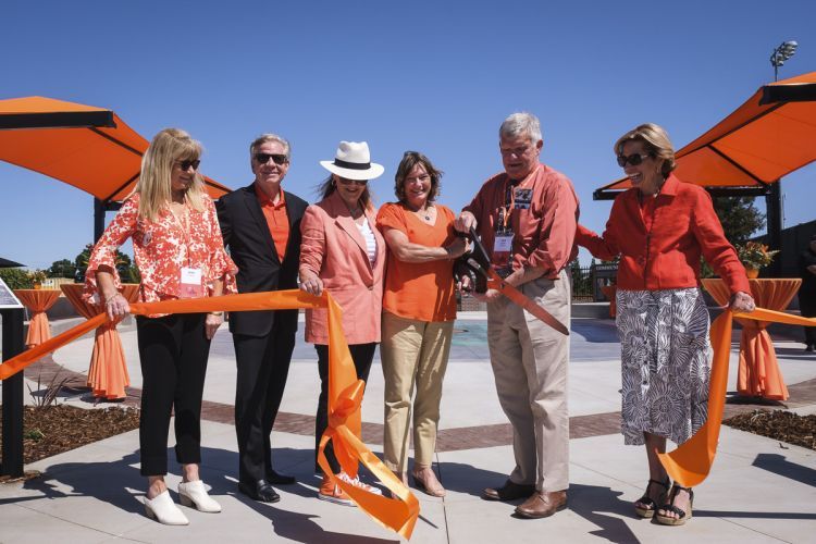 ribbon cutting