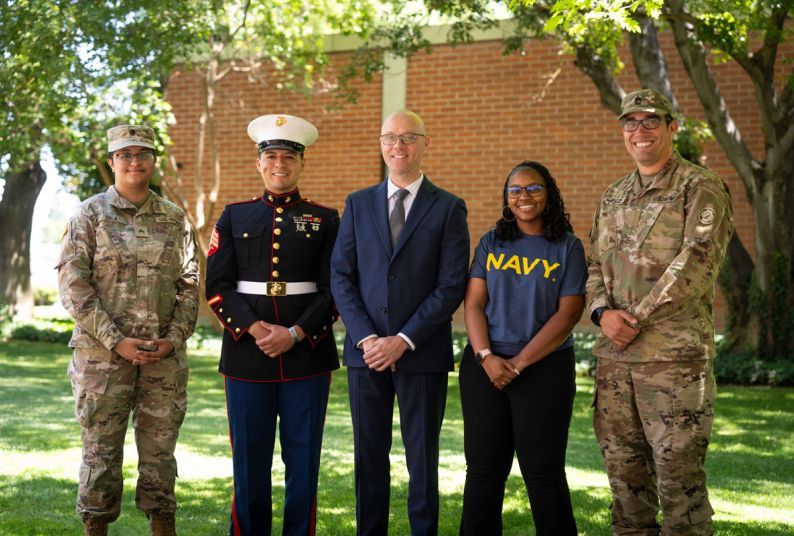 Students and faculty members who have served in the U.S. Armed Forces 