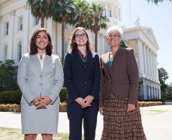 legal clinic students at the capitol