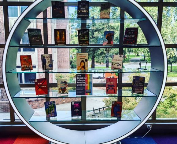 A circle display in the rainbow reading room