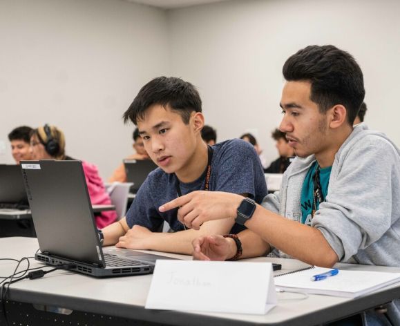 Student learning at the computer